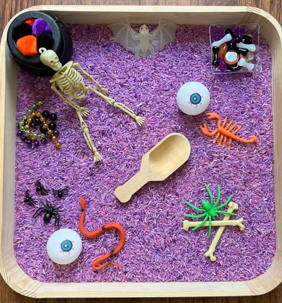 Spooky Halloween Sensory Bin