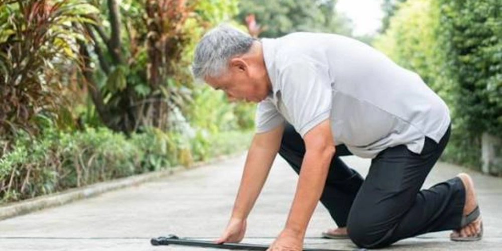 Sudden Leg Weakness Or Buckling