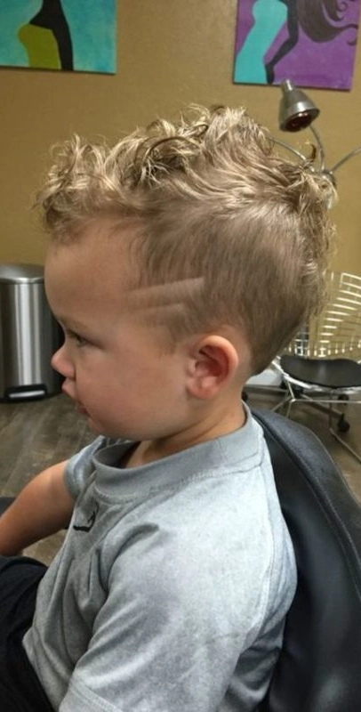 Textured Crop with Undercut