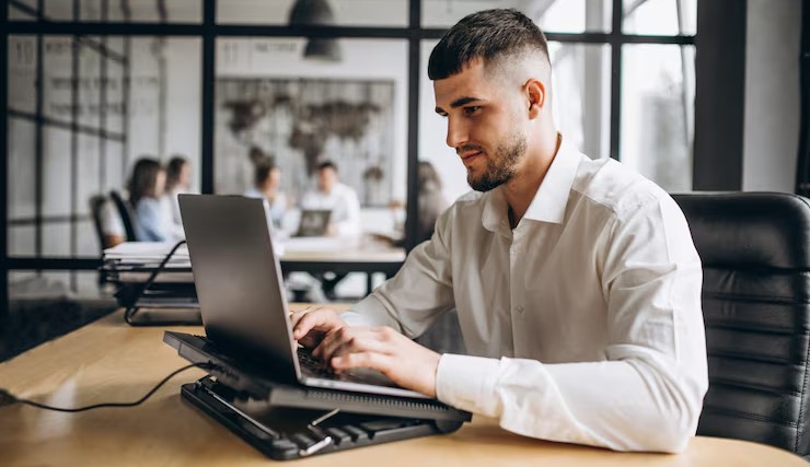 The 30-Day Blueprint to Get Your First Paying Client