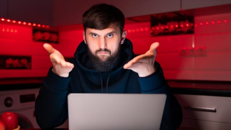 This Tool Shows Exactly How Much You’re Being Spied On Online (It’s Worse Than You Think)