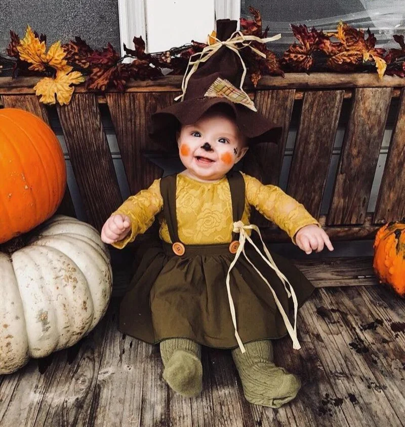 Tiny Scarecrow