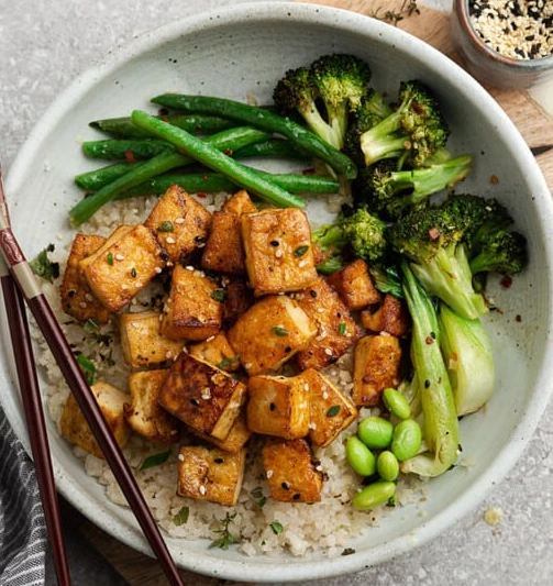 Tofu and Broccoli Stir Fry