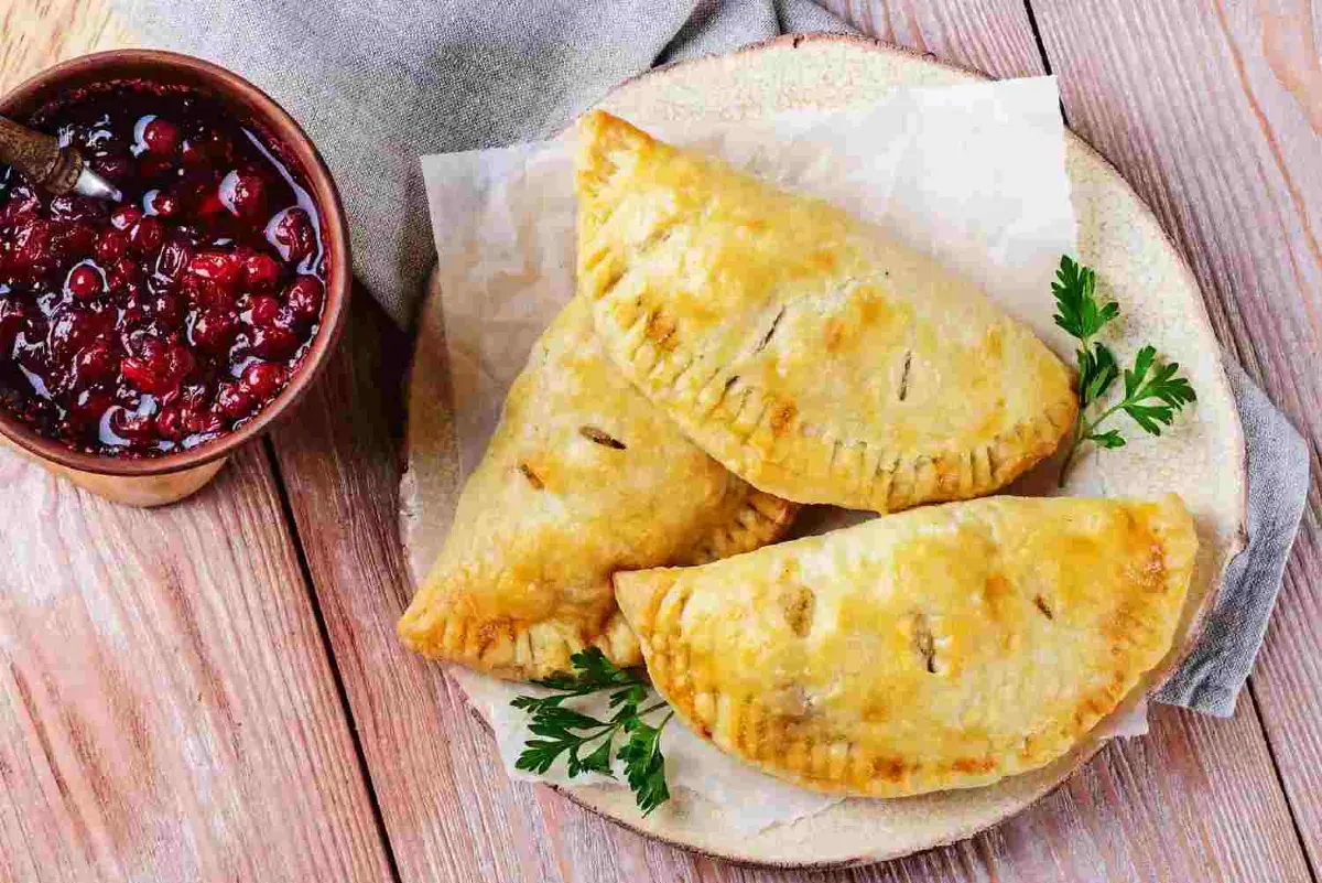 Turkey Hand Pies with Cranberry Sauce