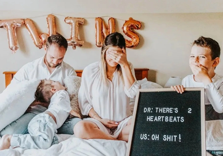 Twins Oh Sht Announcement