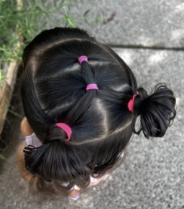 Twisted Side Ponytails