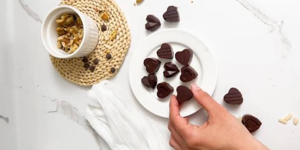 Walnut Chocolate Bites