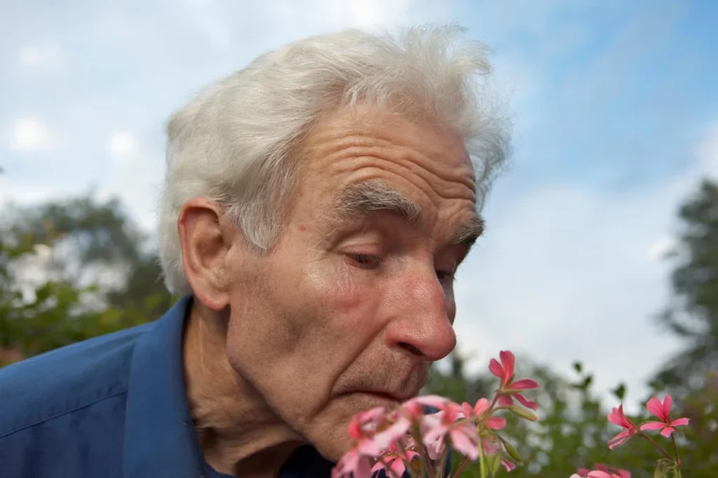 Why Does Loss of Smell Become More Common After 60