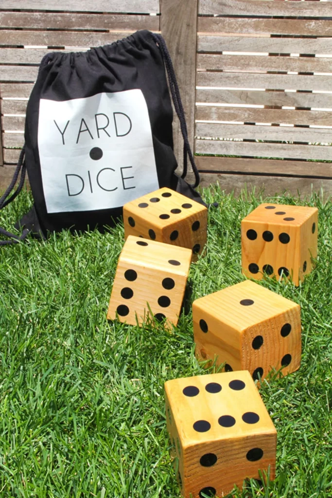 Yard Dice Game Set
